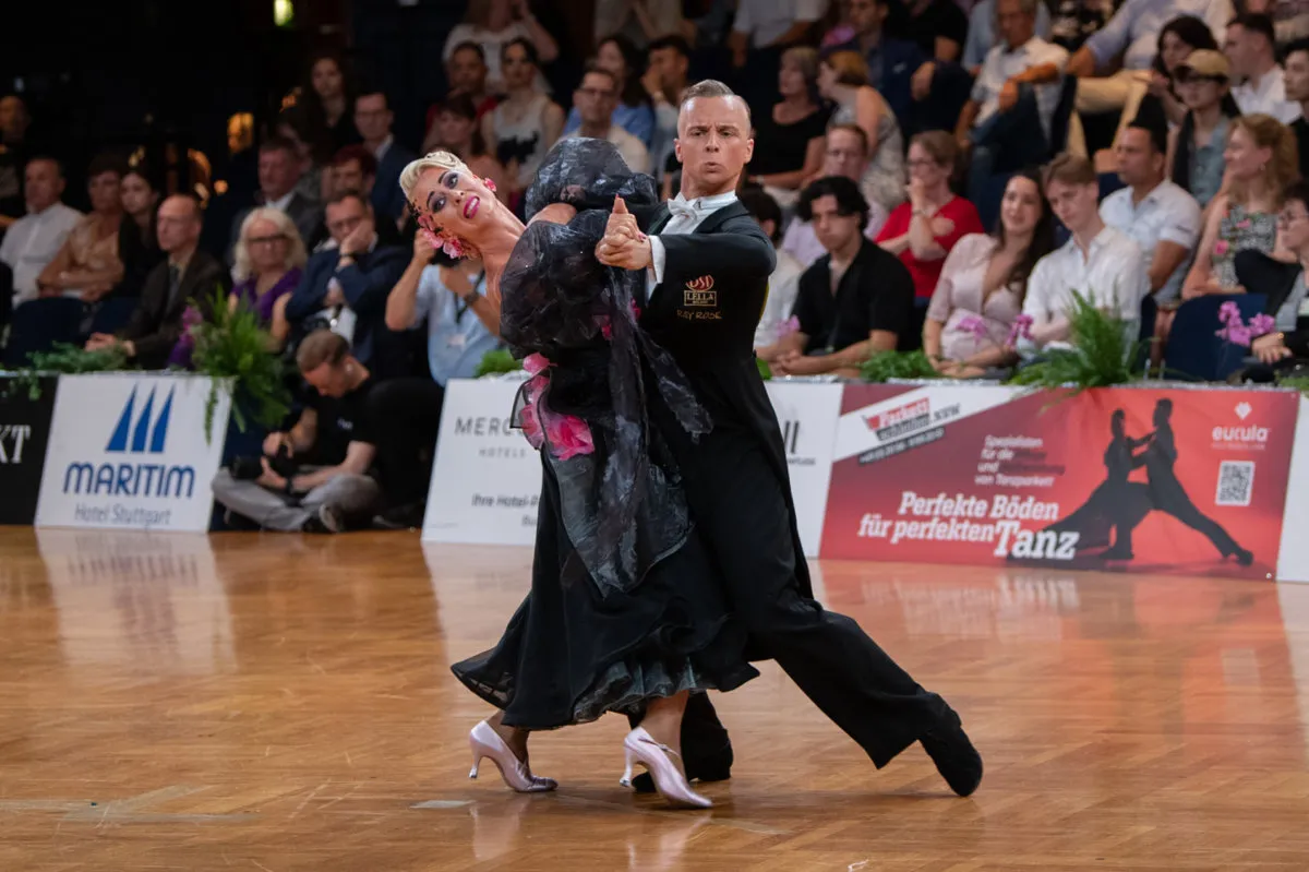 Cursuri de dans pentru adulți la Marka Dance Studio din Bragadiru