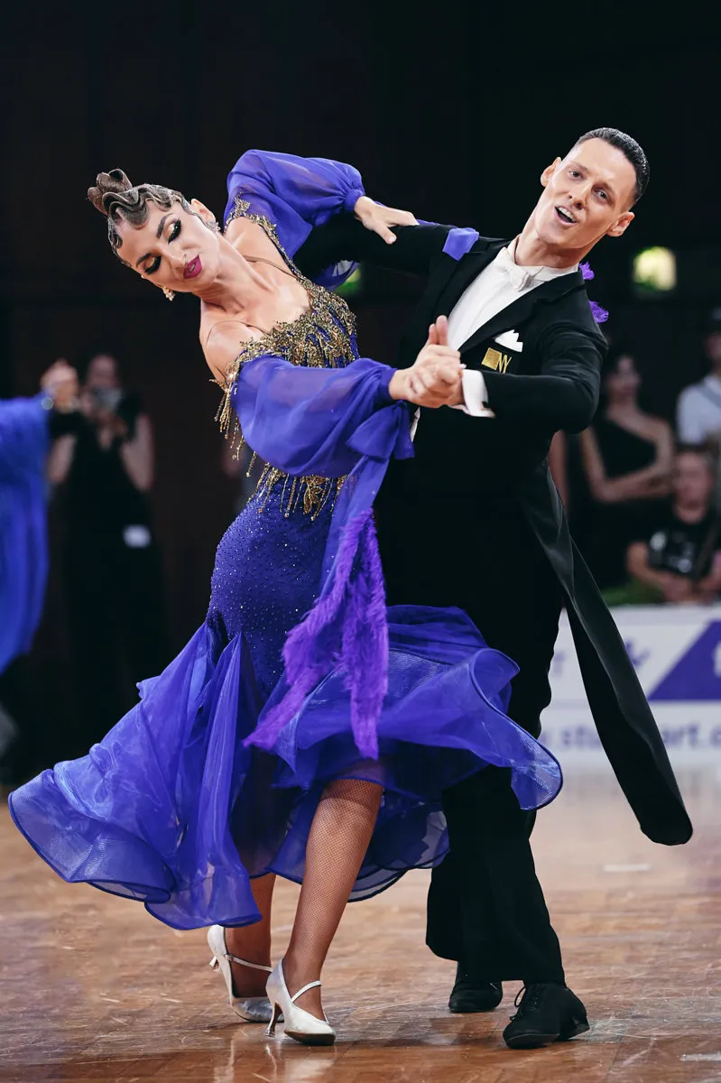 Cursuri de dans pentru adulți la Marka Dance Studio din Bragadiru